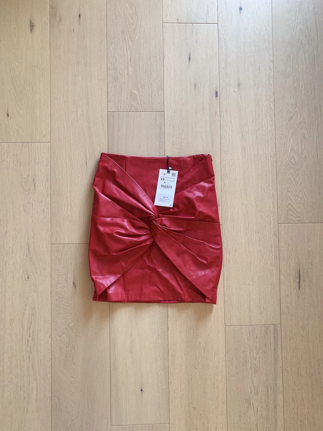 Zara Red Faux Leather Mini Skirt - Size XS - photo 2