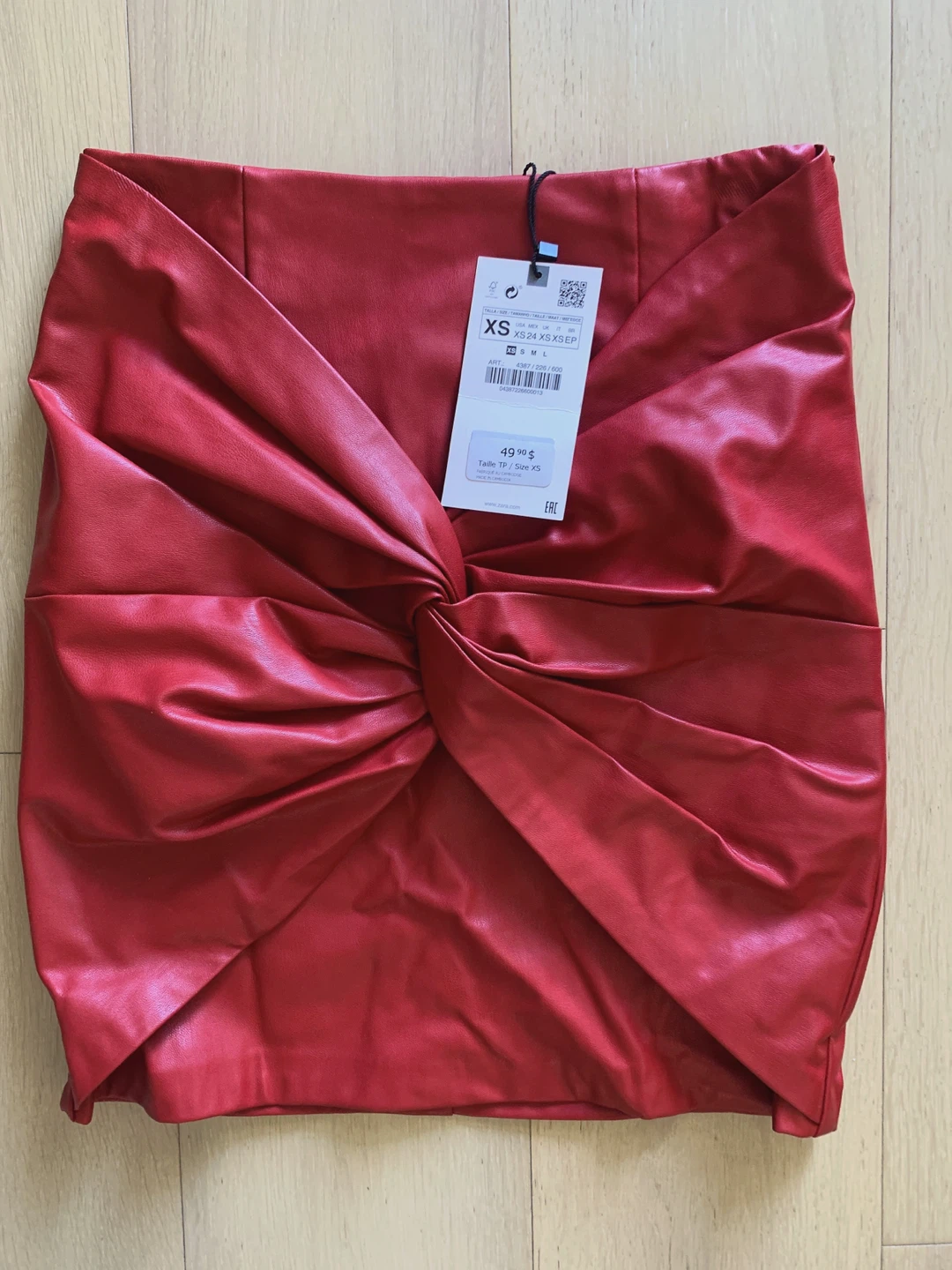 Zara Red Faux Leather Mini Skirt - Size XS - photo 4