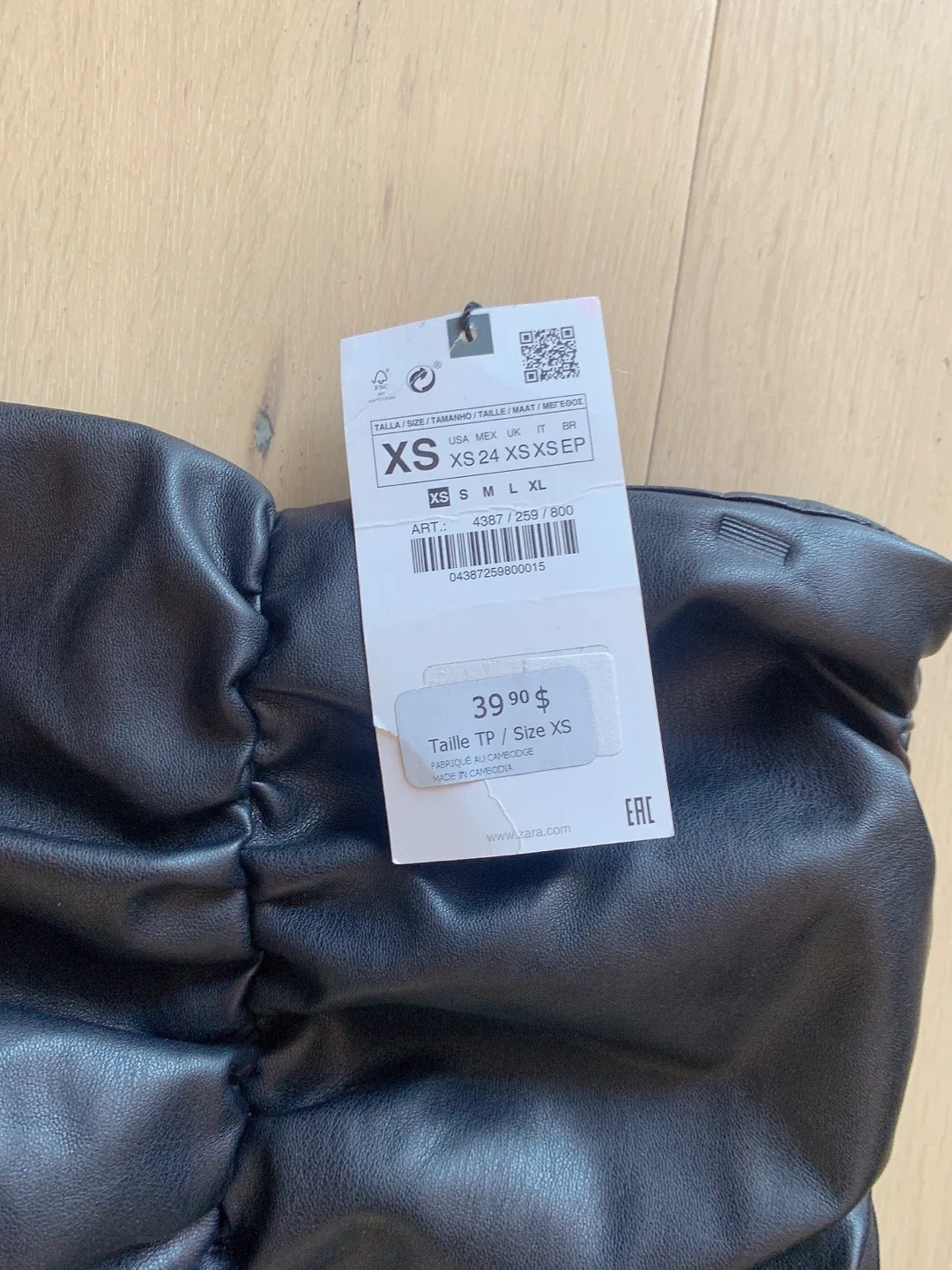 Zara Faux Leather Ruched Skirt - Size XS image indicator(4)