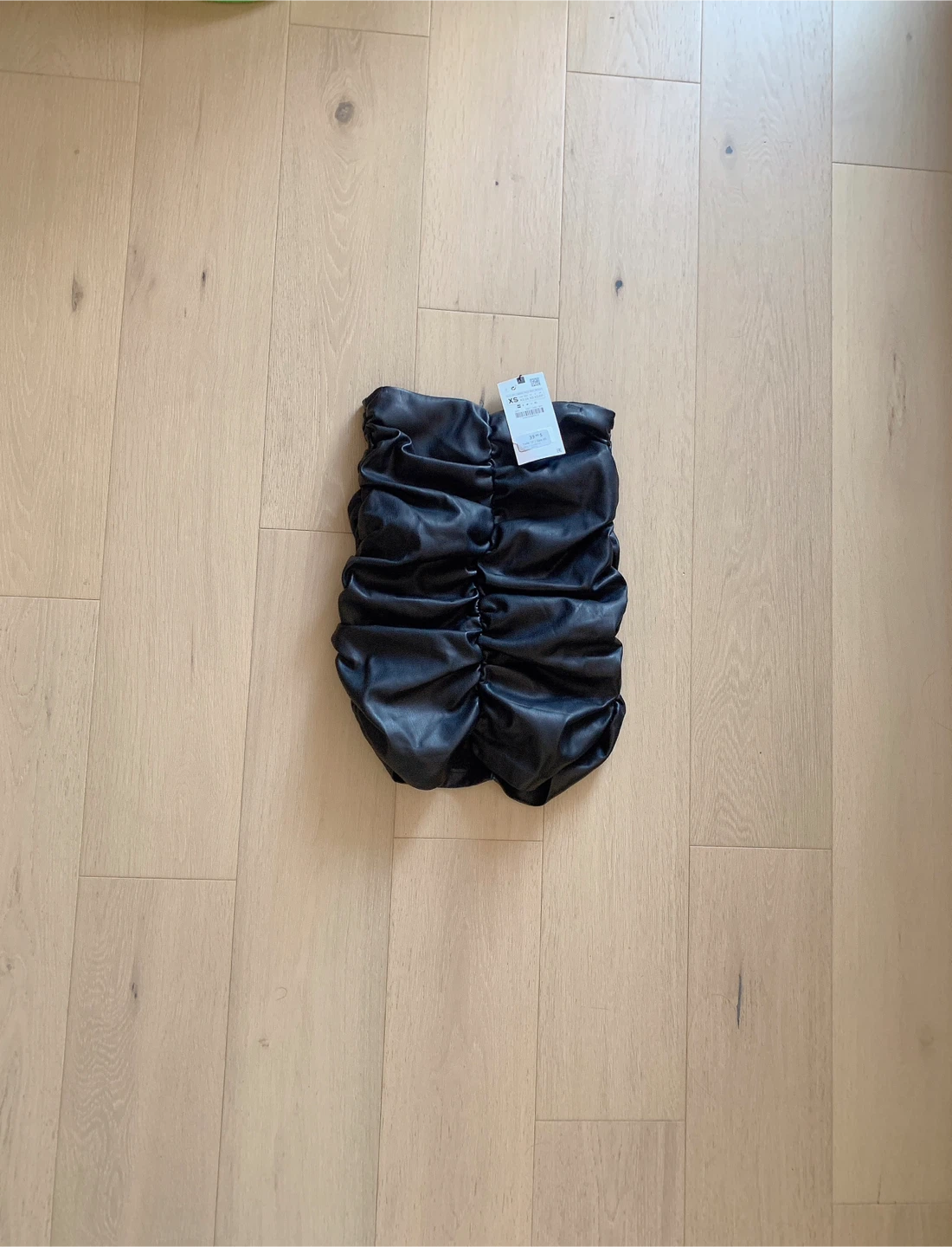Zara Faux Leather Ruched Skirt - Size XS - photo 2