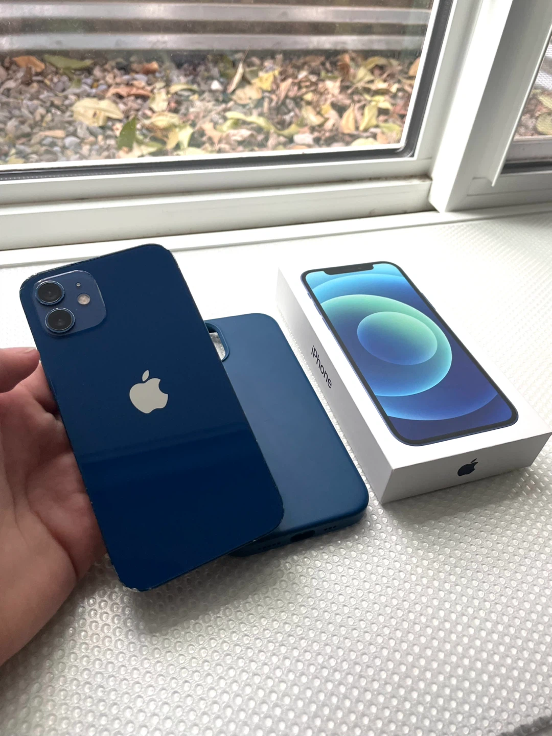 iPhone 12 - 128GB + Extras