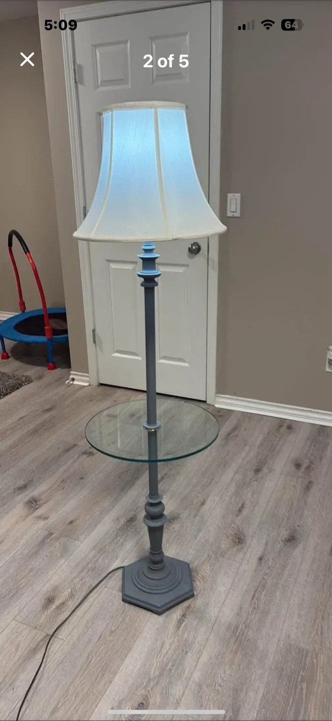 Floor Lamp with Glass Table - Grey image indicator(2)