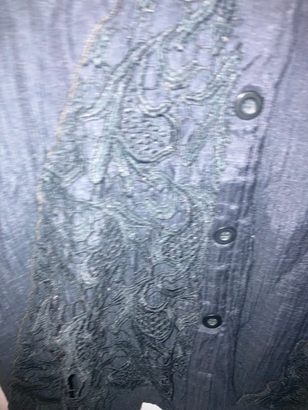 Women’s long sleeve dress shirt image indicator(3)