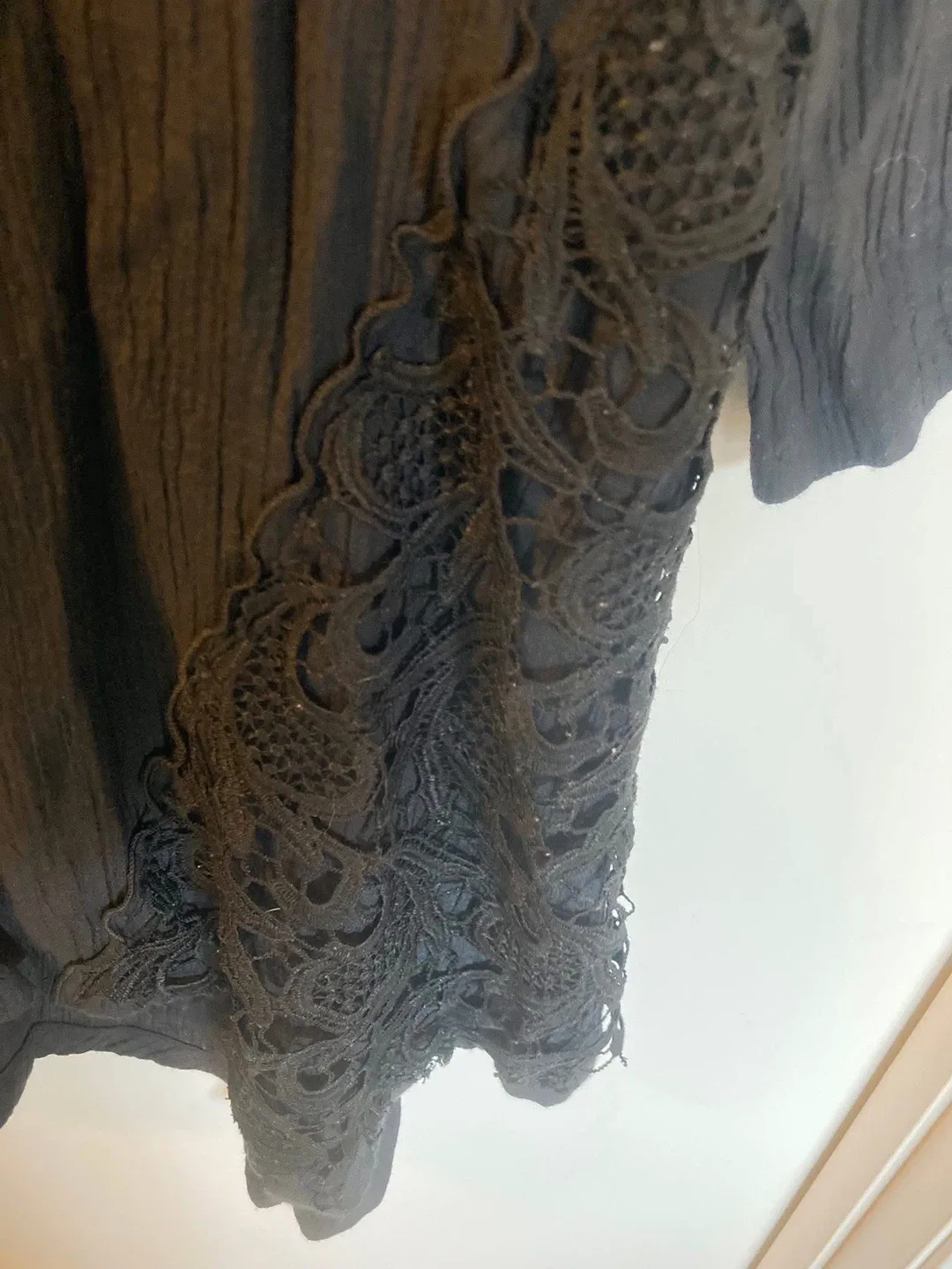 Women’s long sleeve dress shirt image indicator(4)