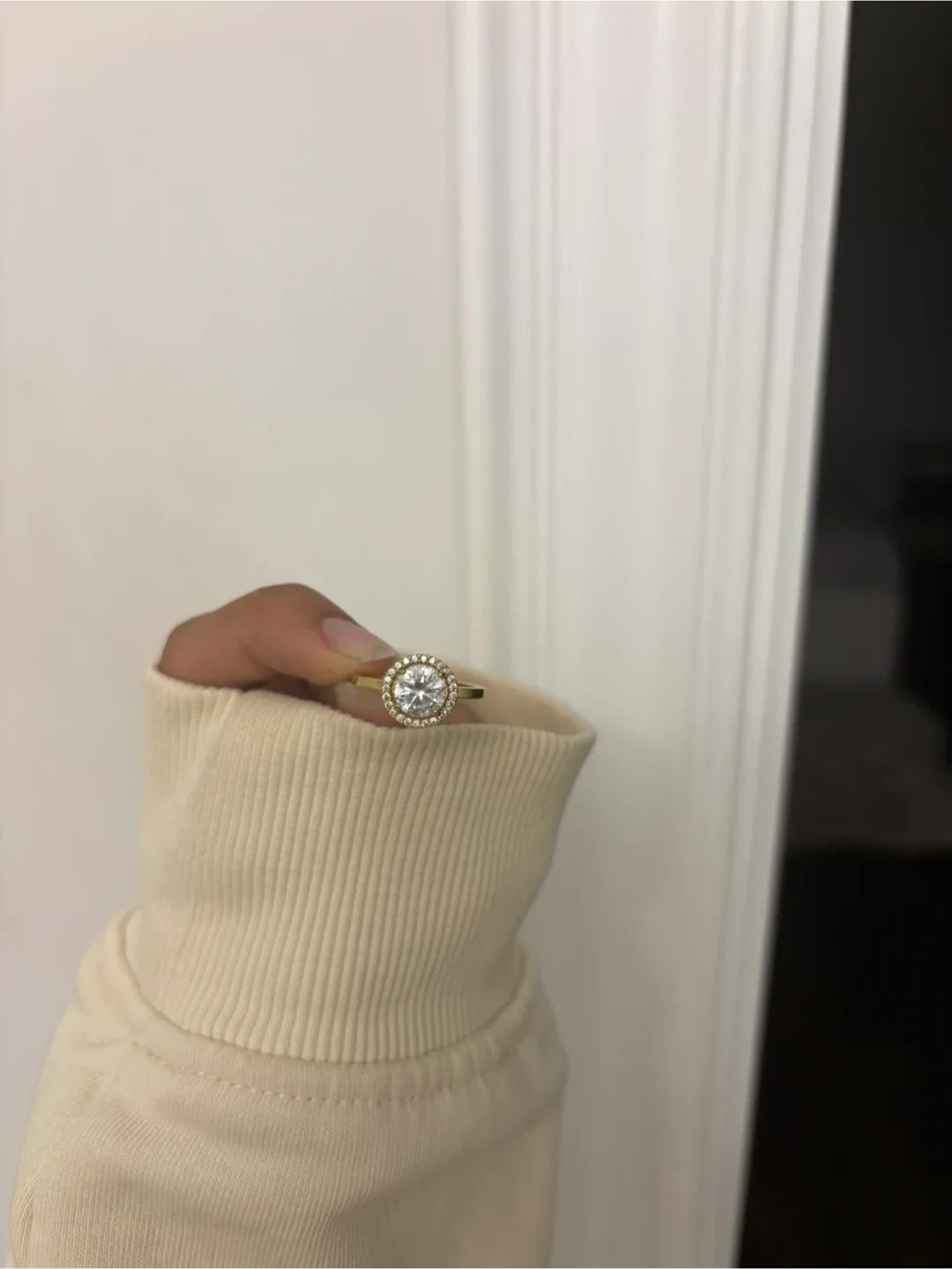 Pandora Halo Ring image indicator(3)