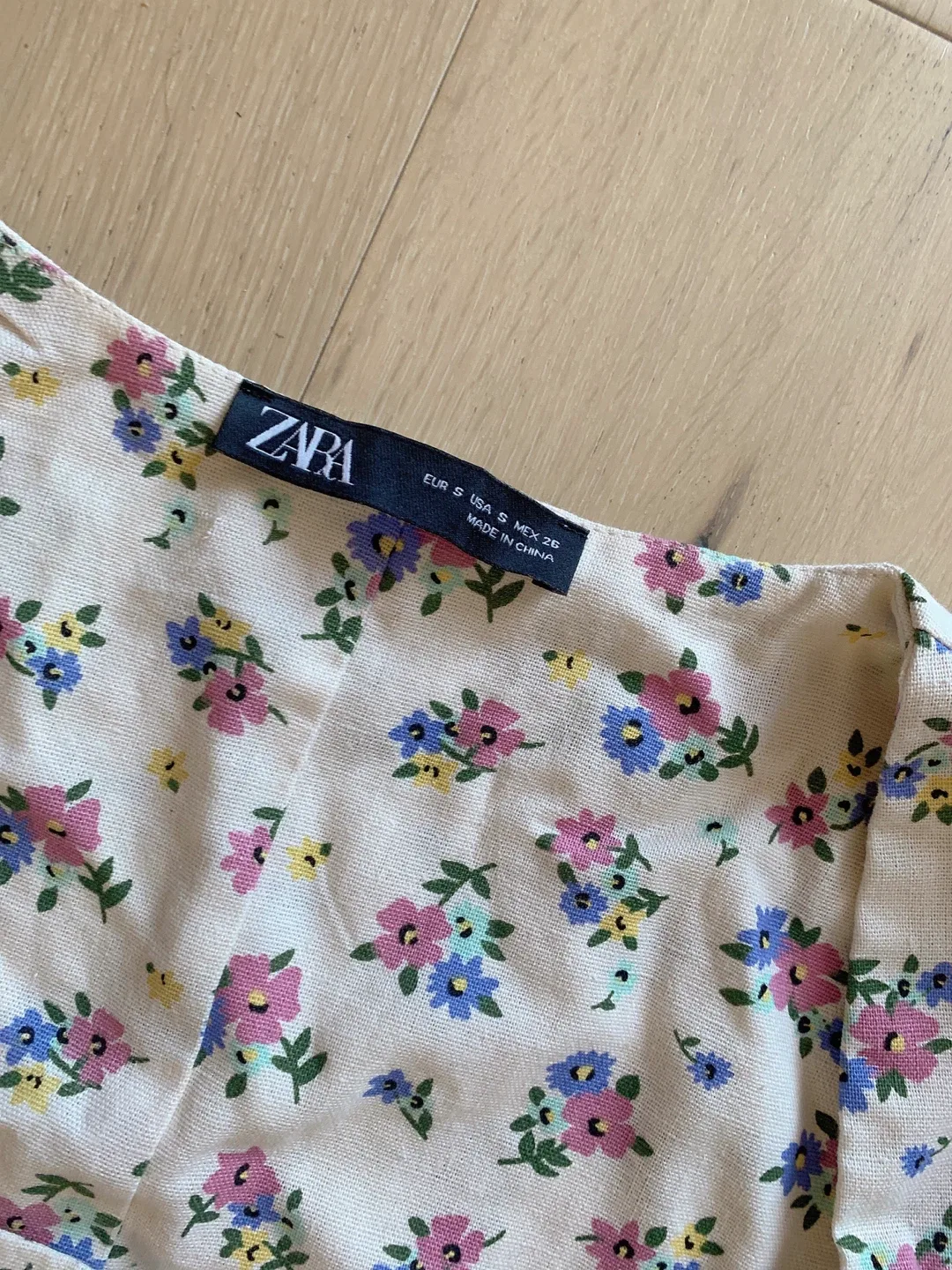 Zara Floral Print Top & Skirt Set - Size XS image indicator(4)