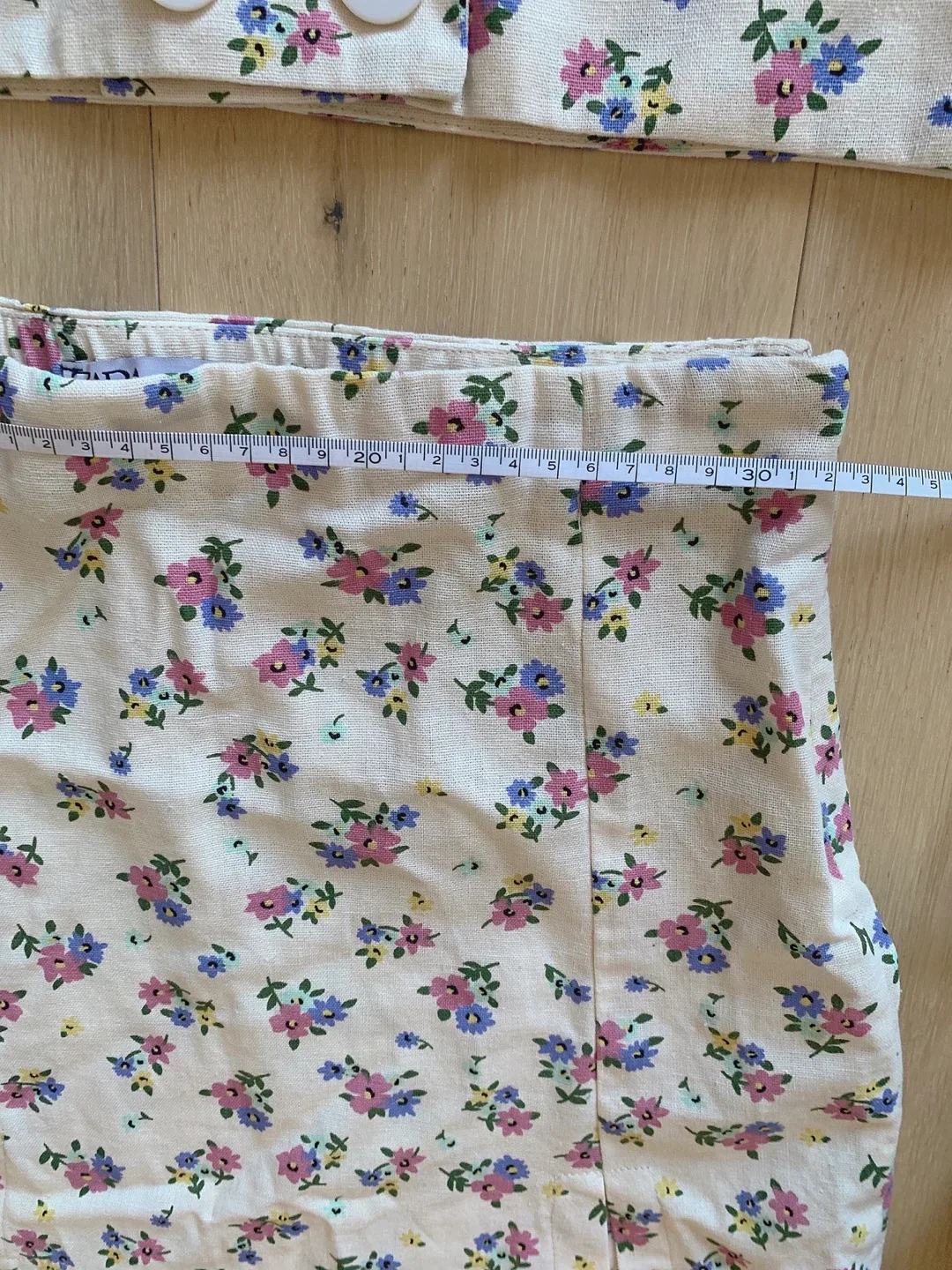 Zara Floral Print Top & Skirt Set - Size XS image indicator(7)