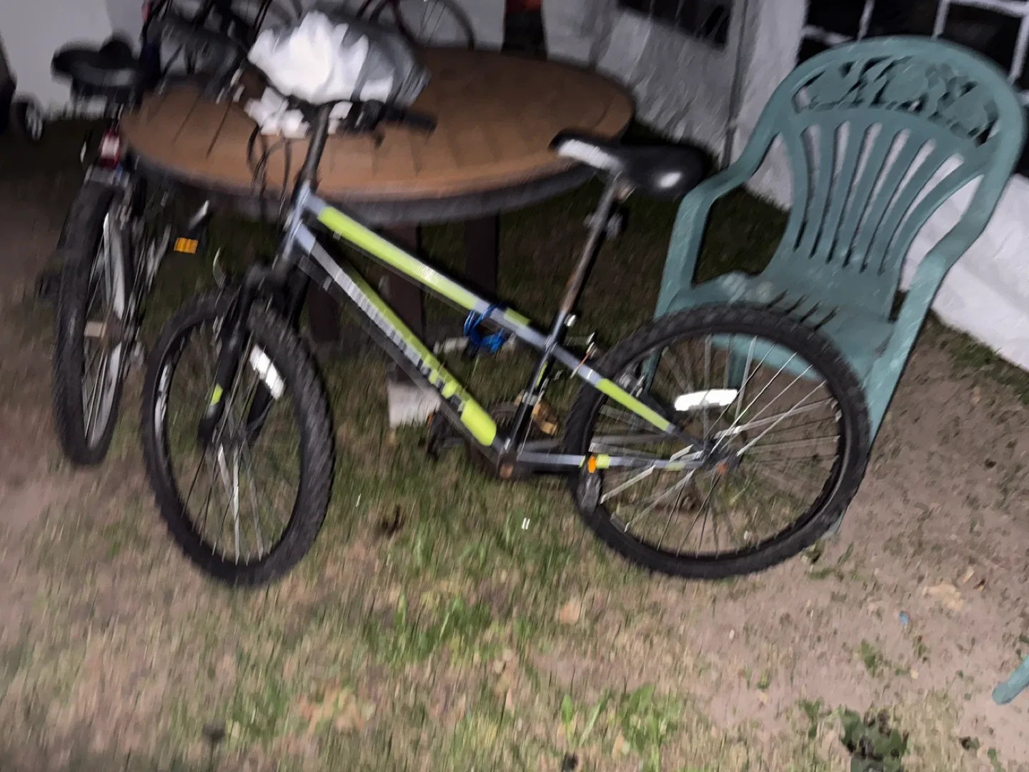 Mountain Bike - Black and Green image indicator(2)