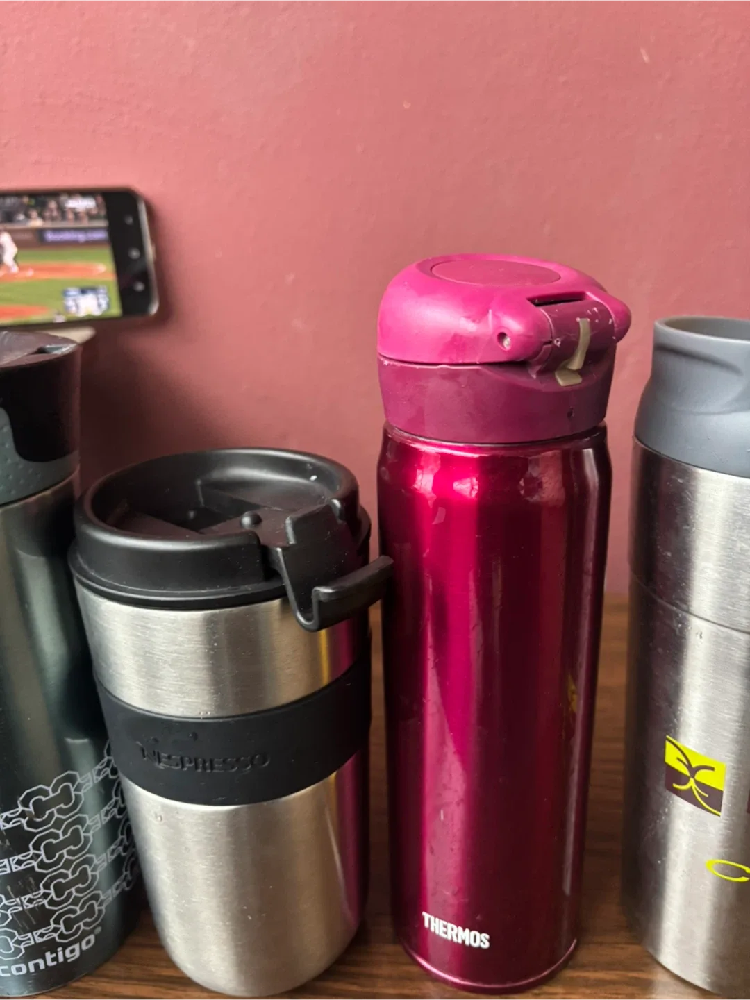 Variety of Tumblers: Contigo, Nespresso, Thermos, Lock&Lock image indicator(3)