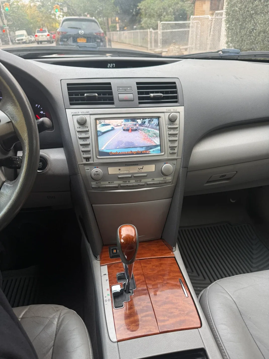 2010 TOYOTA CAMRY XLE Sedan 4D image indicator(8)