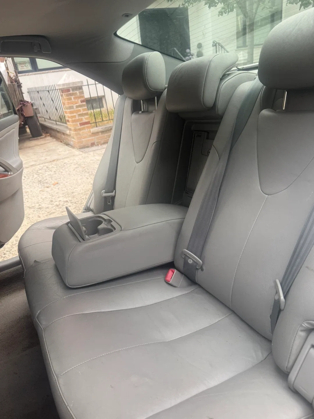 2010 TOYOTA CAMRY XLE Sedan 4D image indicator(10)