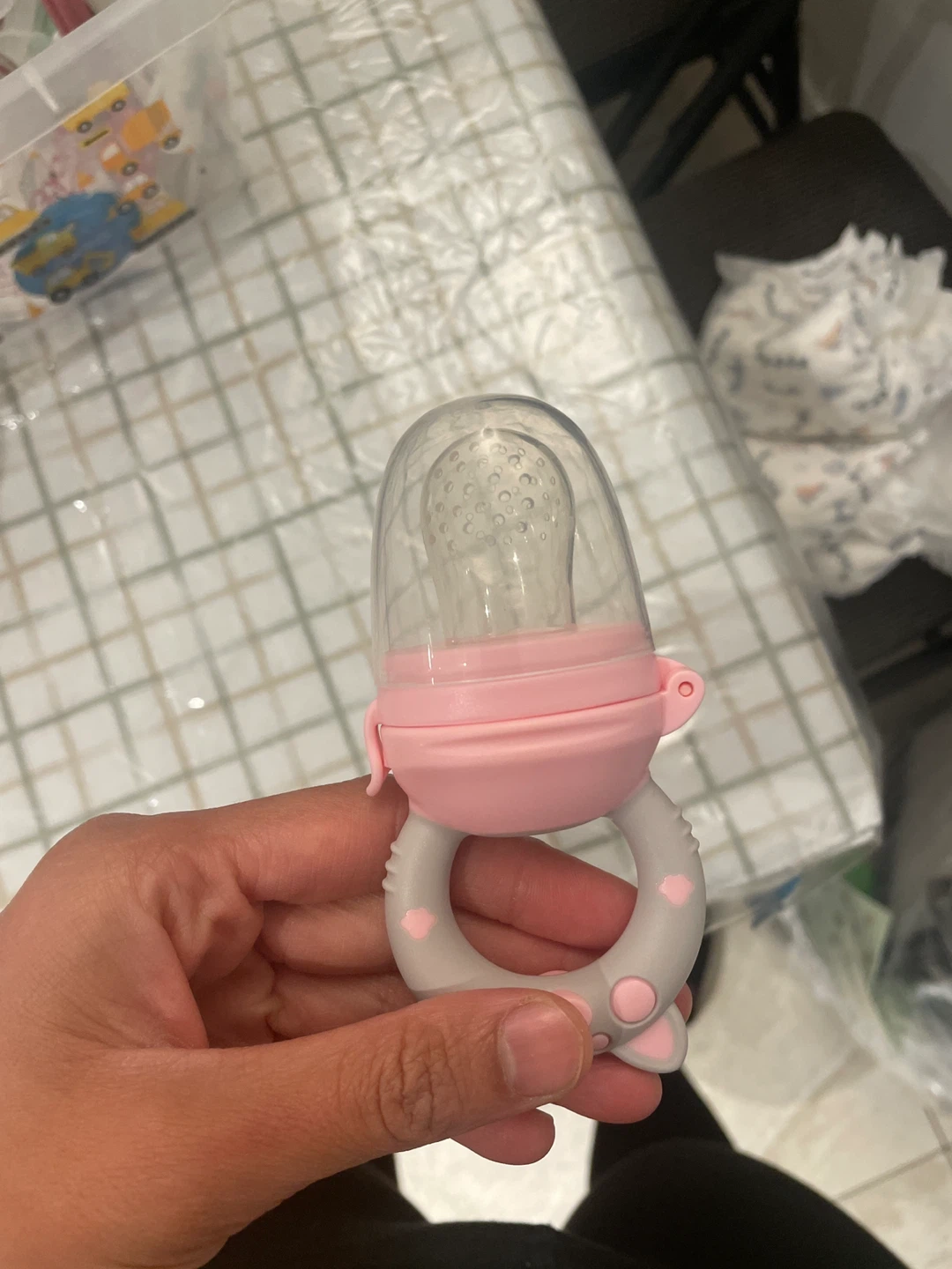 Baby Food Feeder - Pink & Grey