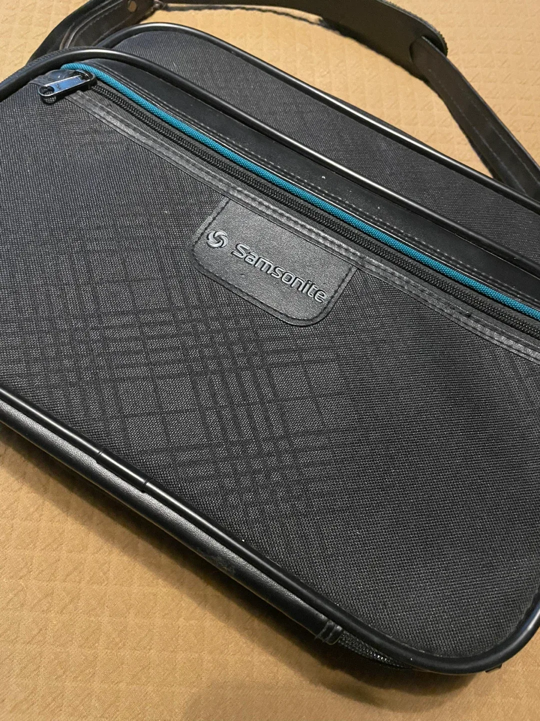 Samsonite Satchel Messenger Bag image indicator(2)