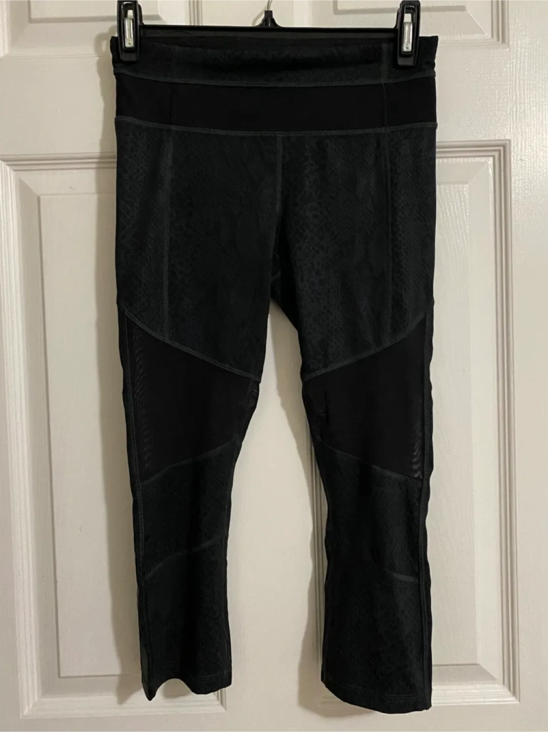 ⬇️CLOSET CLEAROUT - Lululemon Size 4 thumbnail