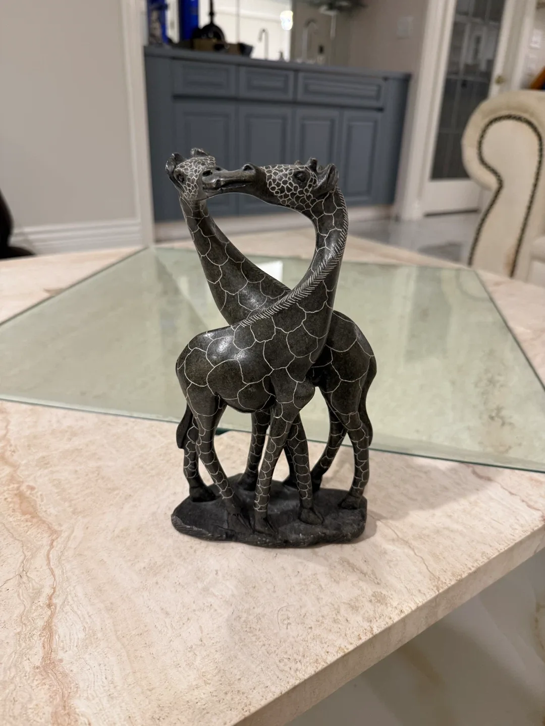 Giraffe Sculpture thumbnail