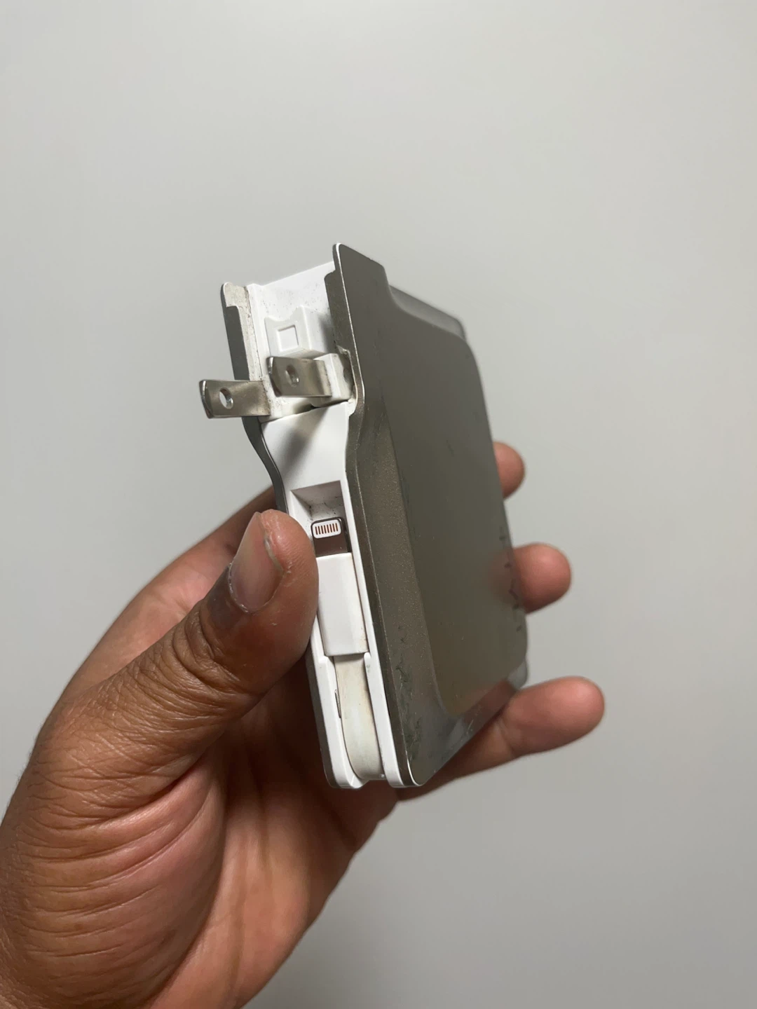TYLT Energi Charging Hub - photo 2