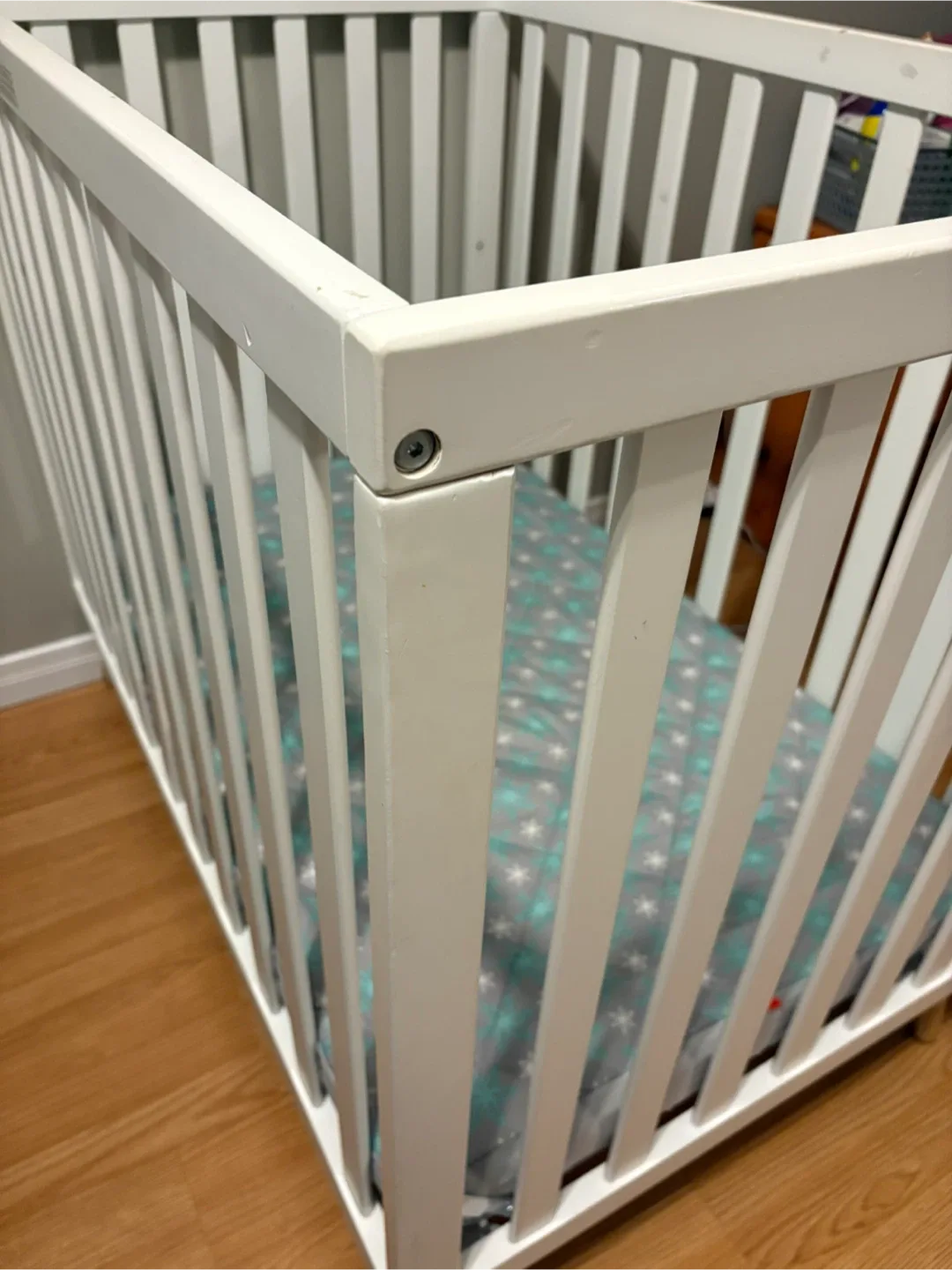 White Baby mini Crib image indicator(4)
