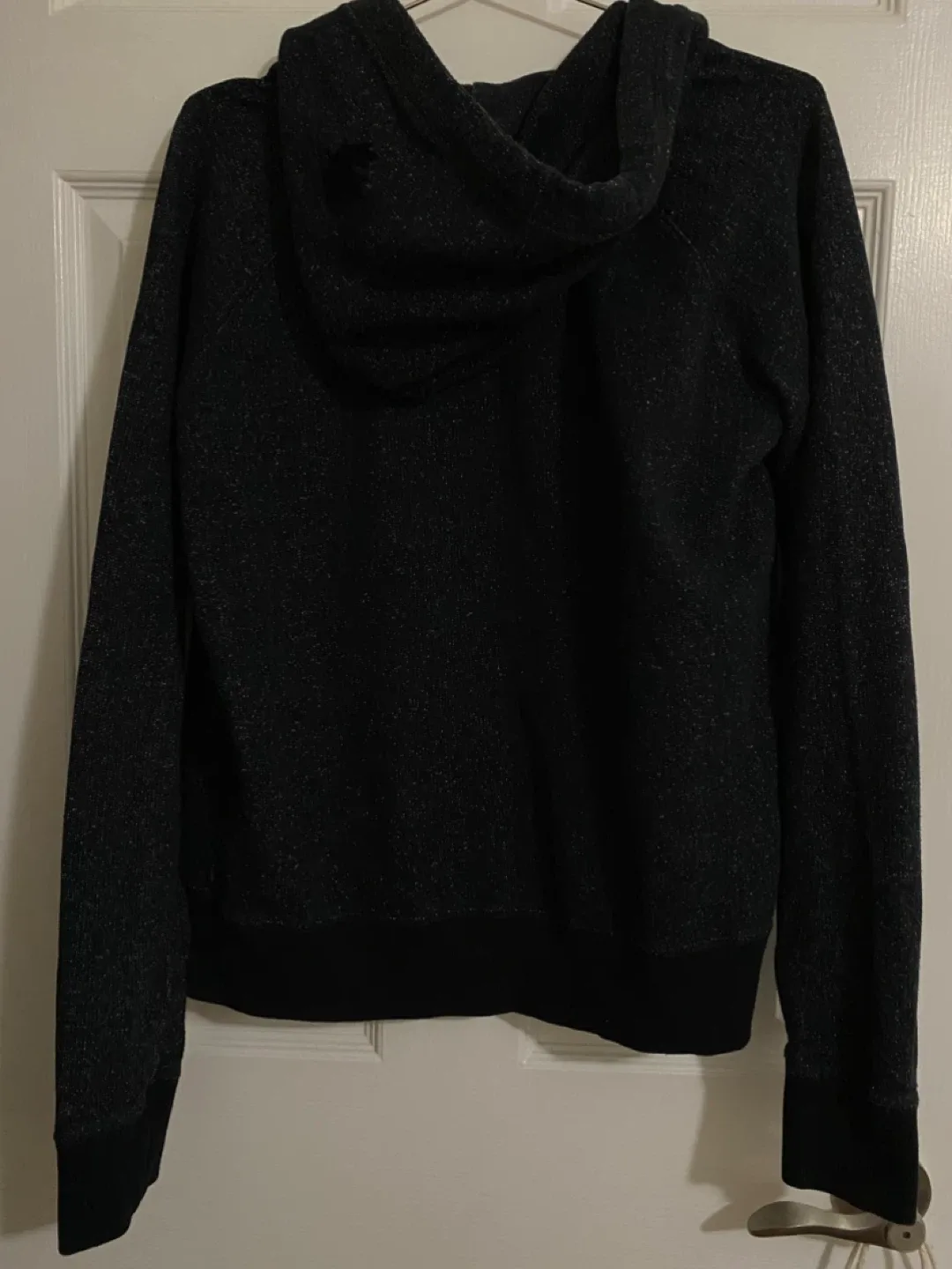 ⬇️CLOSET CLEAROUT - Roots Canada Full Zip Hoodie - Size M image indicator(4)