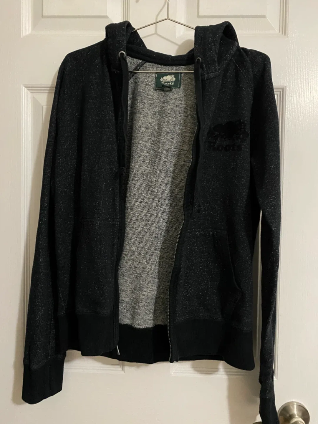 ⬇️CLOSET CLEAROUT - Roots Canada Full Zip Hoodie - Size M thumbnail