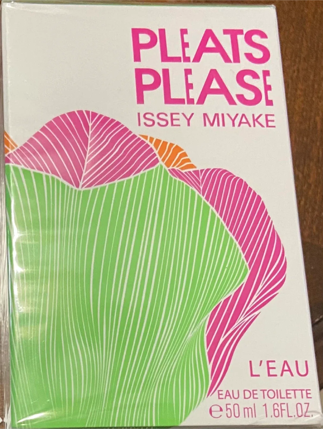 Issey Miyake Pleats Please L'Eau Eau de Toilette 50ml thumbnail