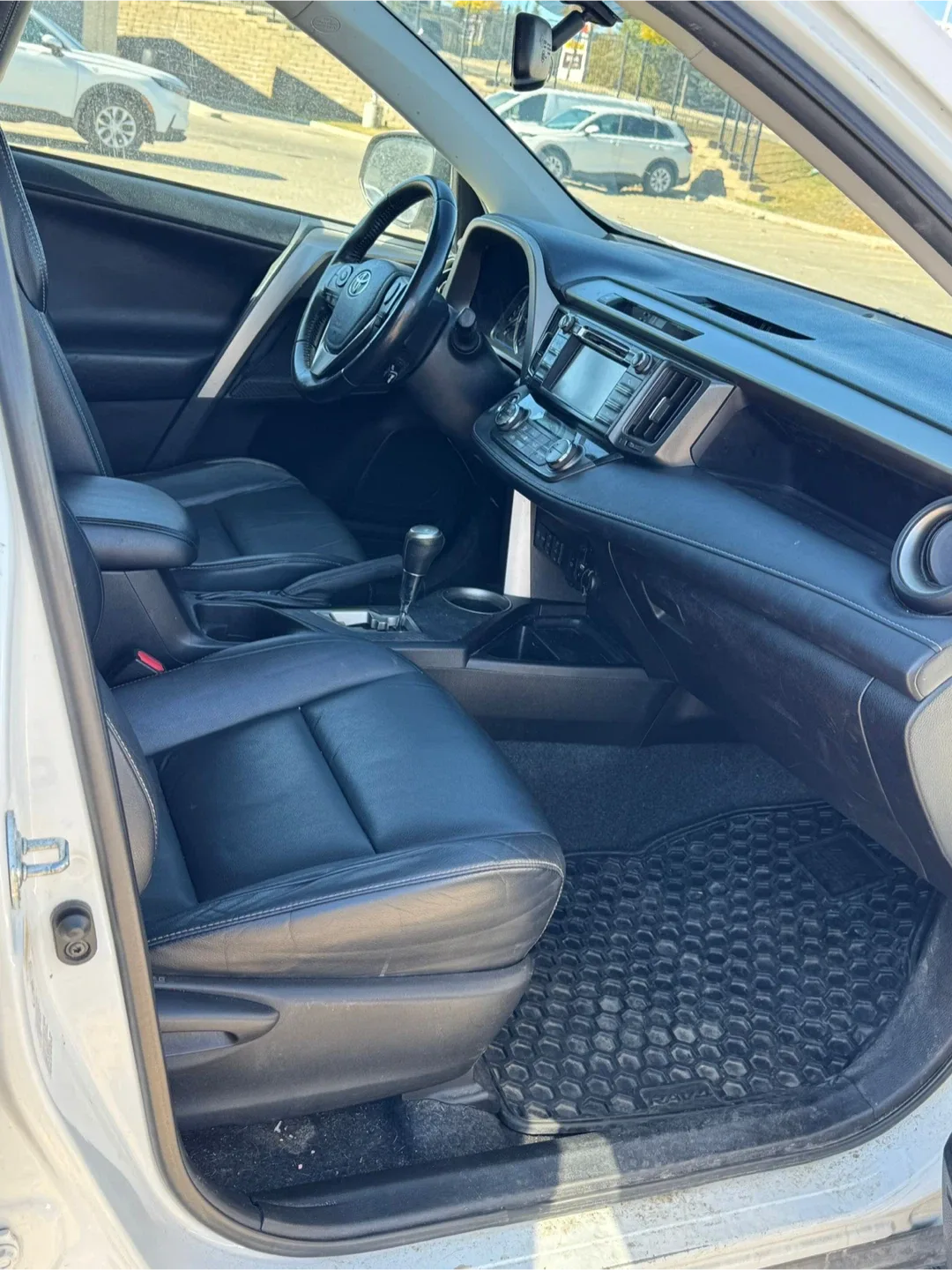 Toyota RAV4 - 244193 km image indicator(4)