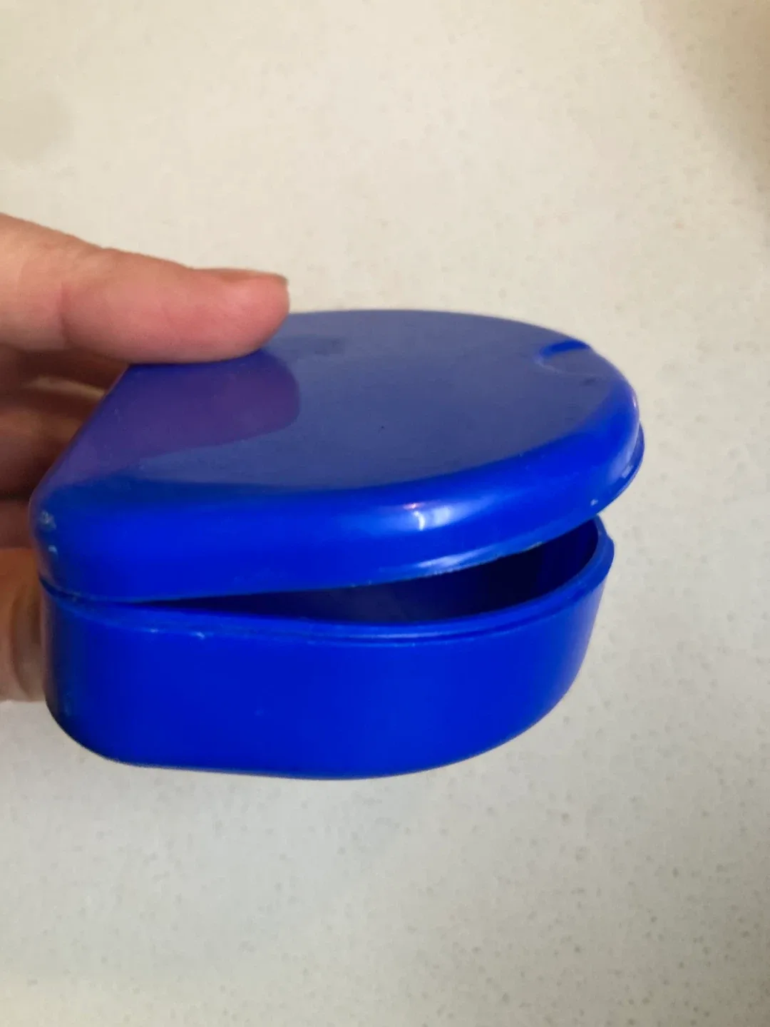 FREE New Blue Retainer Case image indicator(2)