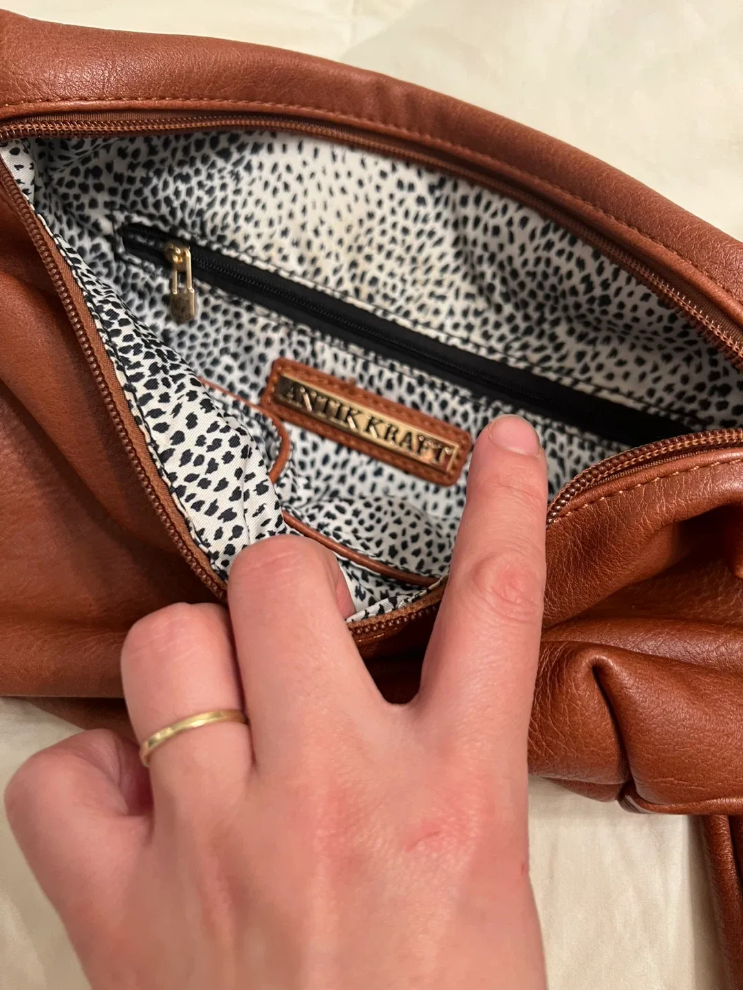 Antik Kraft Brown Tote Bag with Pouch image indicator(2)