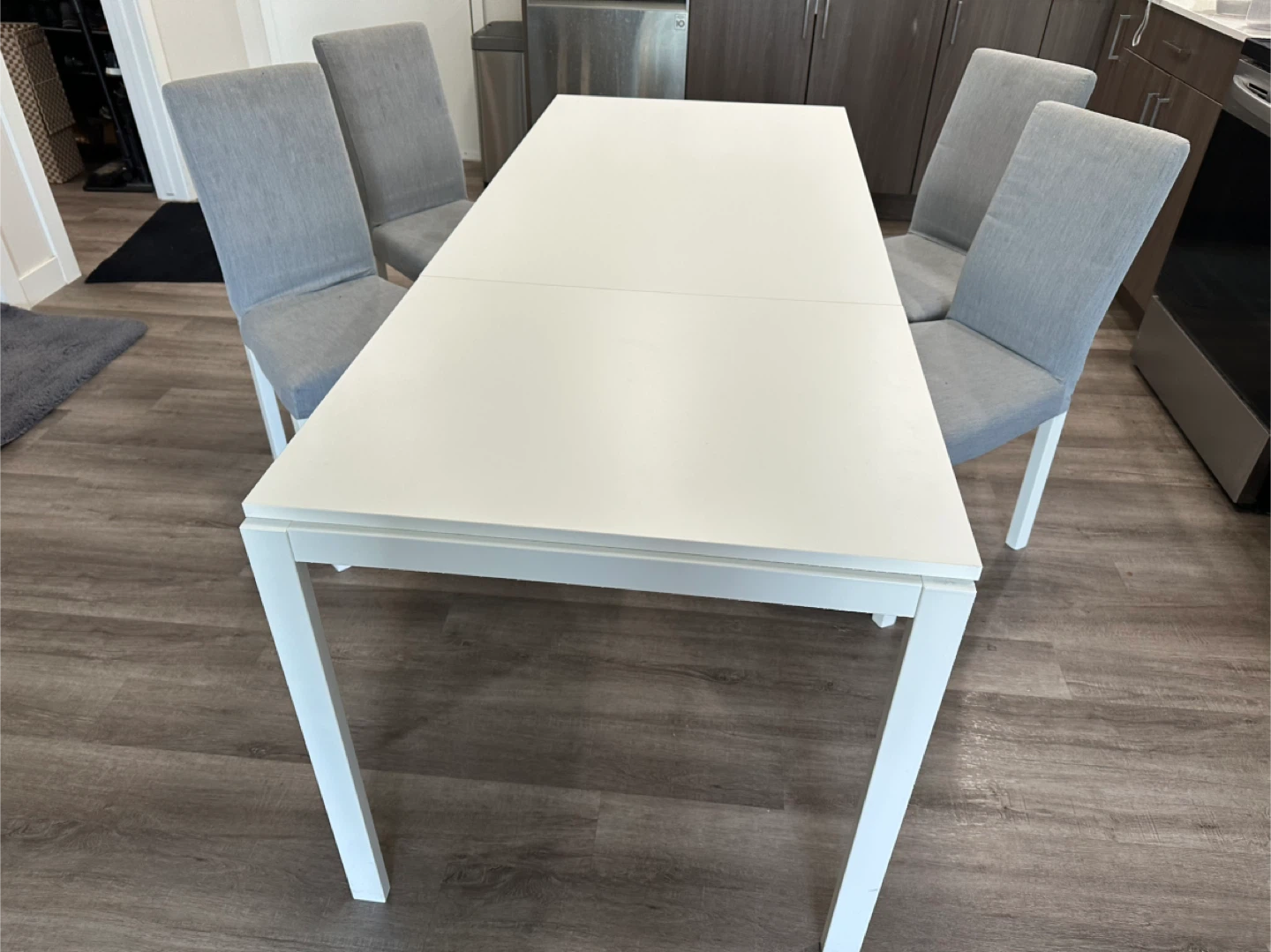 White Extendable Dining Table with 4 Chairs - photo 2
