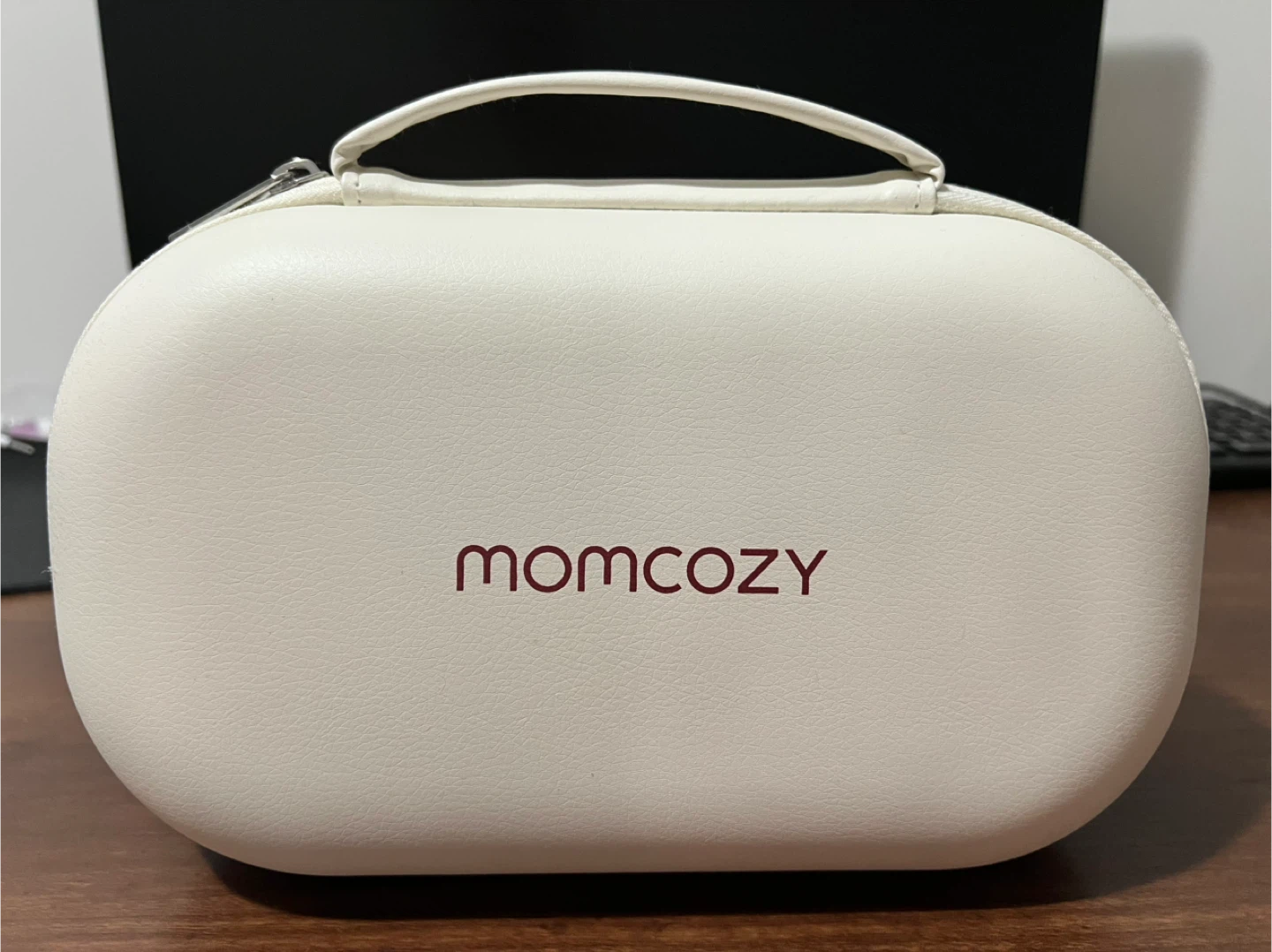 Momcozy Wearable Breast Pump with Case