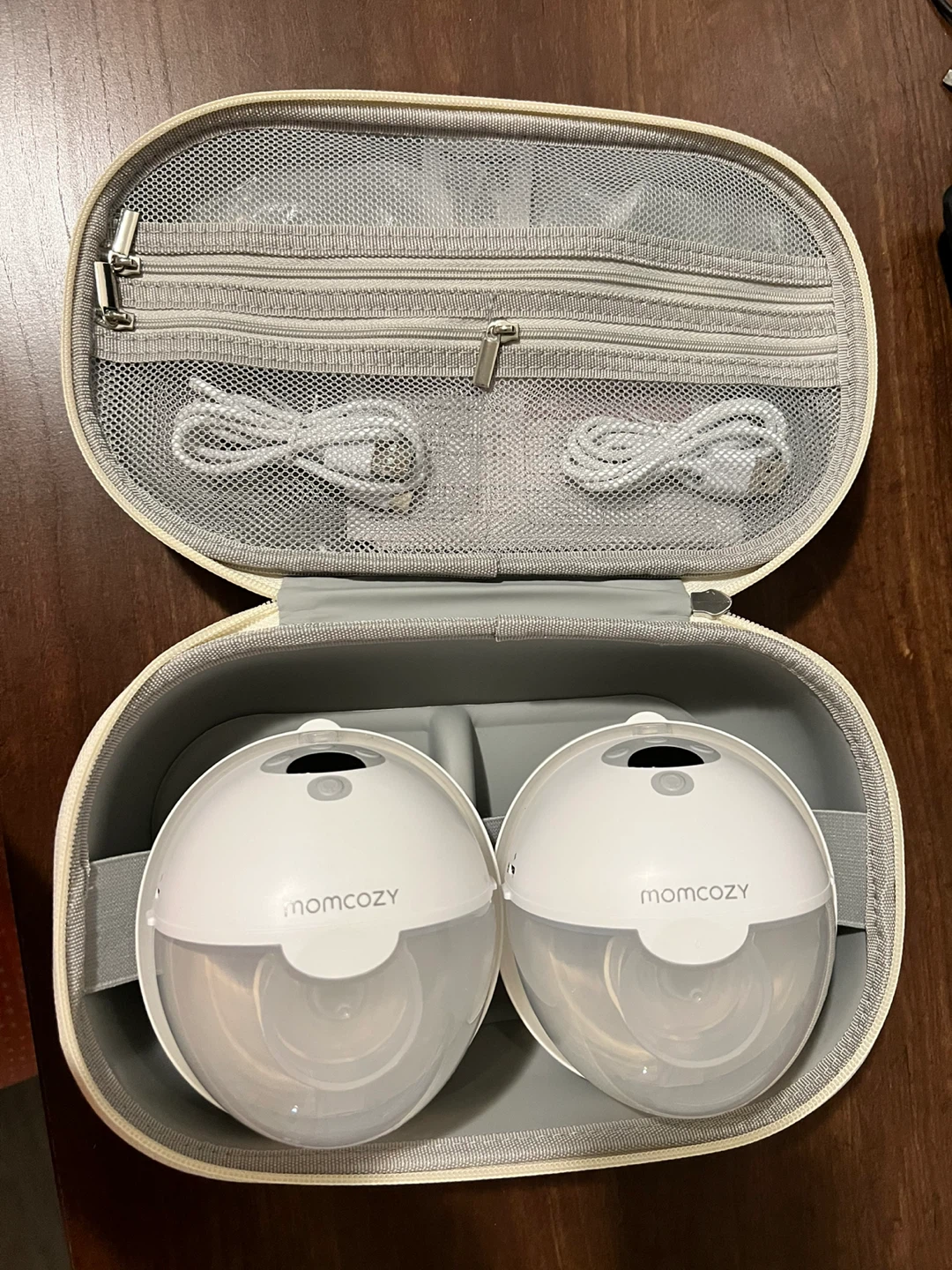 Momcozy Wearable Breast Pump with Case - photo 2