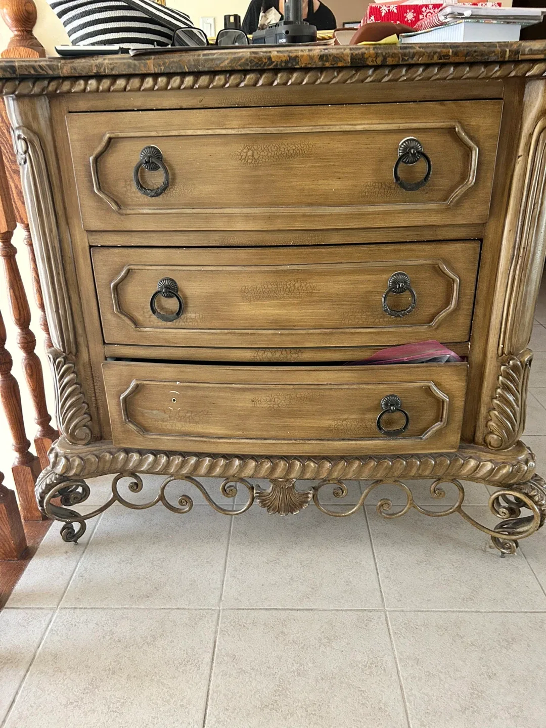 Antique Style 3-Drawer Dresser image indicator(5)