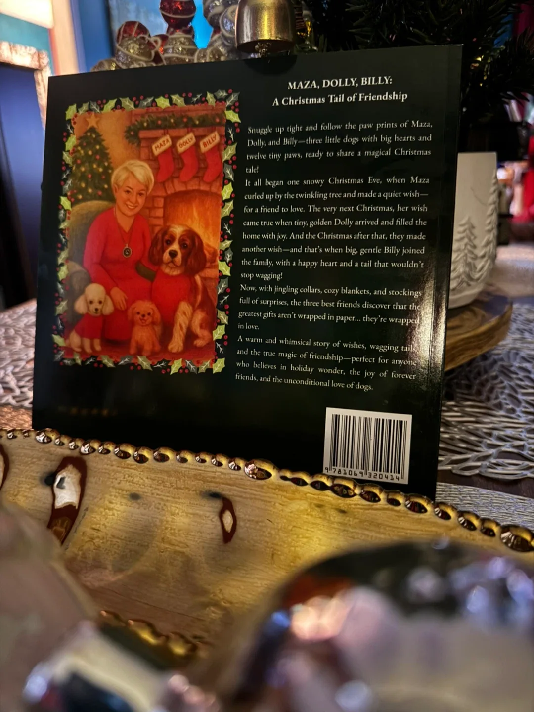 Maza, Dolly, Billy: A Christmas Tail of Friendship image indicator(2)