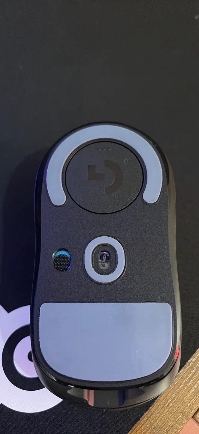 Logitech G Pro X Superlight Wireless Gaming Mouse image indicator(3)