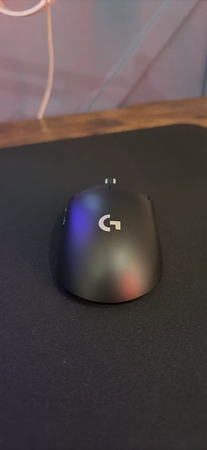 Logitech G Pro X Superlight Wireless Gaming Mouse image indicator(6)