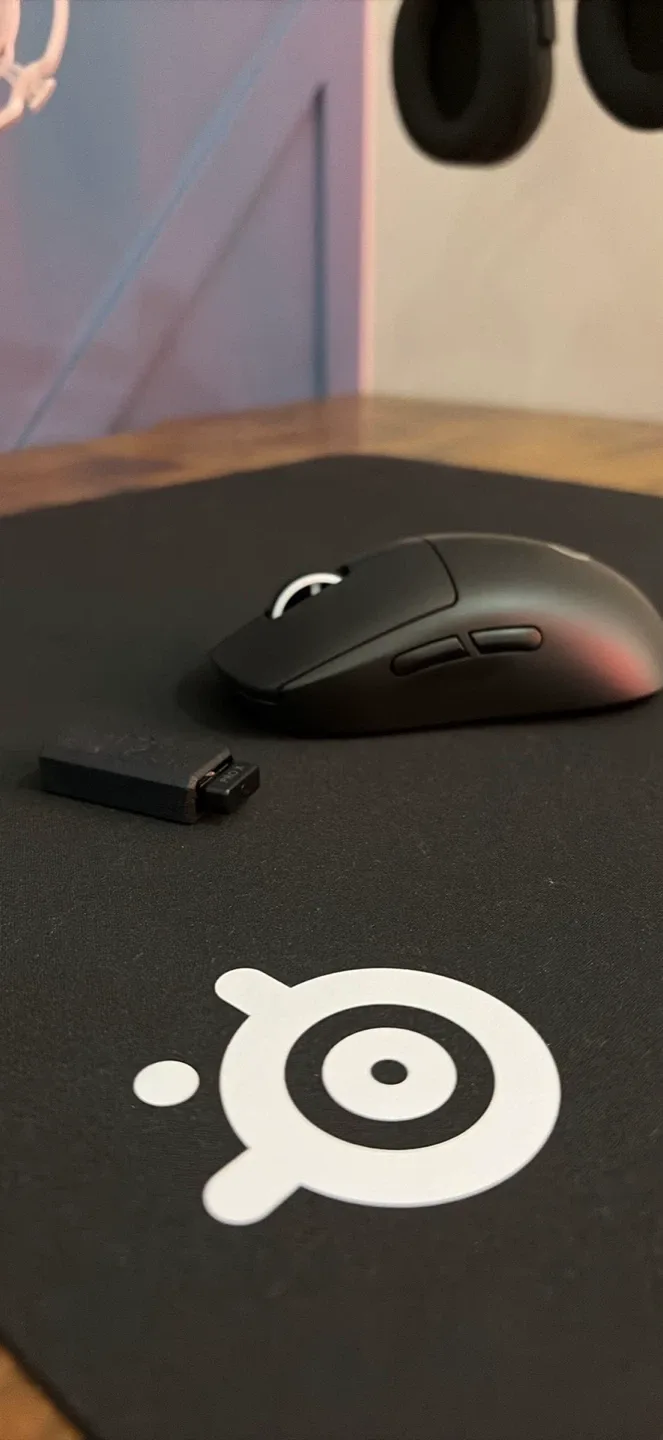 Logitech G Pro X Superlight Wireless Gaming Mouse image indicator(9)