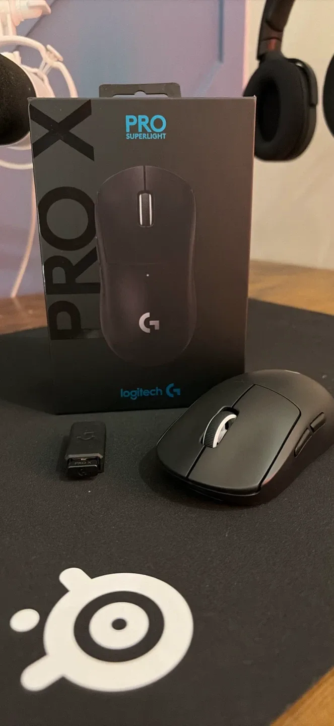 Logitech G Pro X Superlight Wireless Gaming Mouse image indicator(10)