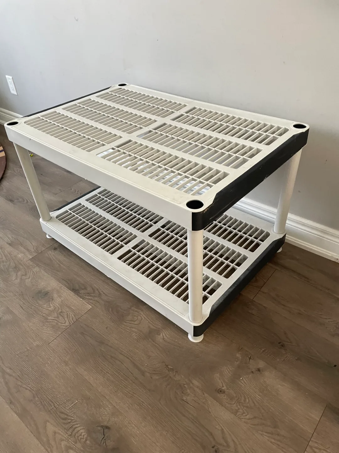 White Plastic 2-Tier Shelf image indicator(2)