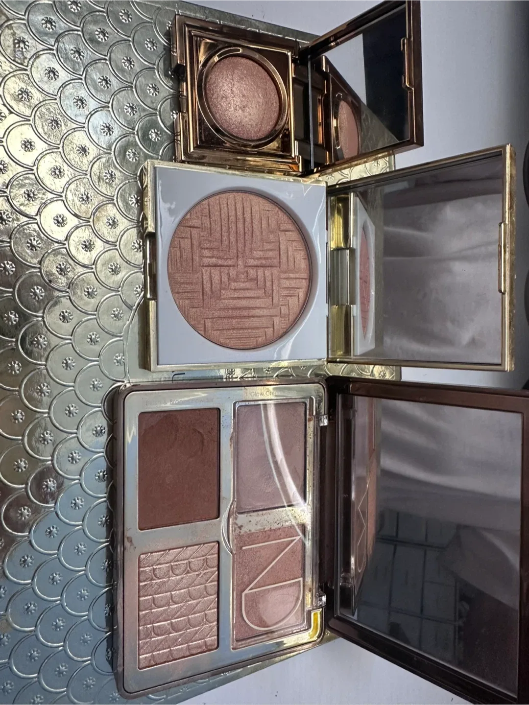 Natasha Denona, Revolution, Fenty Beauty Palettes thumbnail
