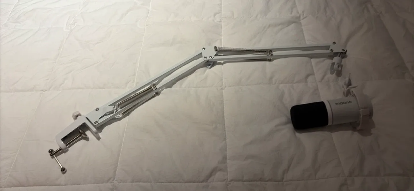 Maono Microphone with Arm Stand - White image indicator(2)