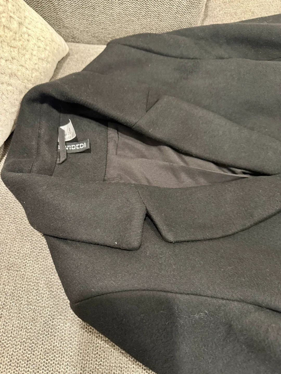 H&M Black Belted Coat image indicator(2)