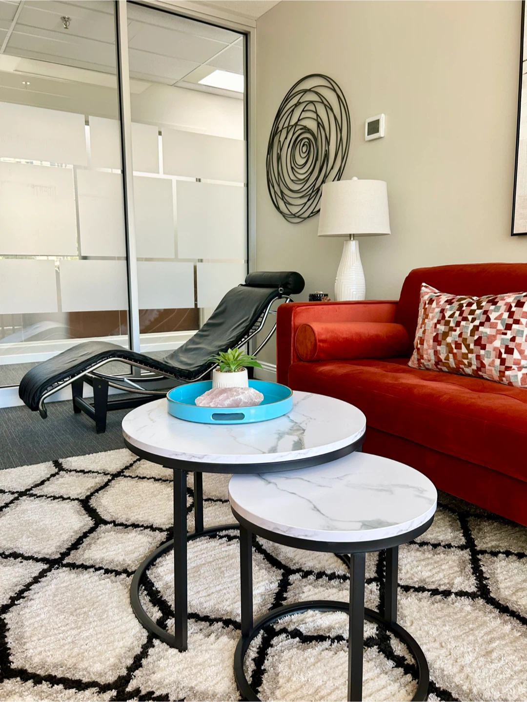 Nesting Coffee Tables - Round Marble Top - photo 4