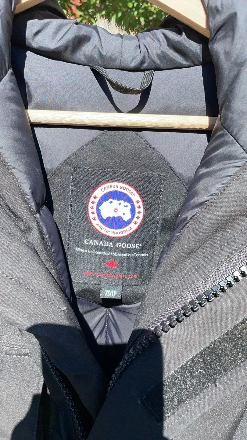 Canada Goose Expedition Parka - Size XS image indicator(3)