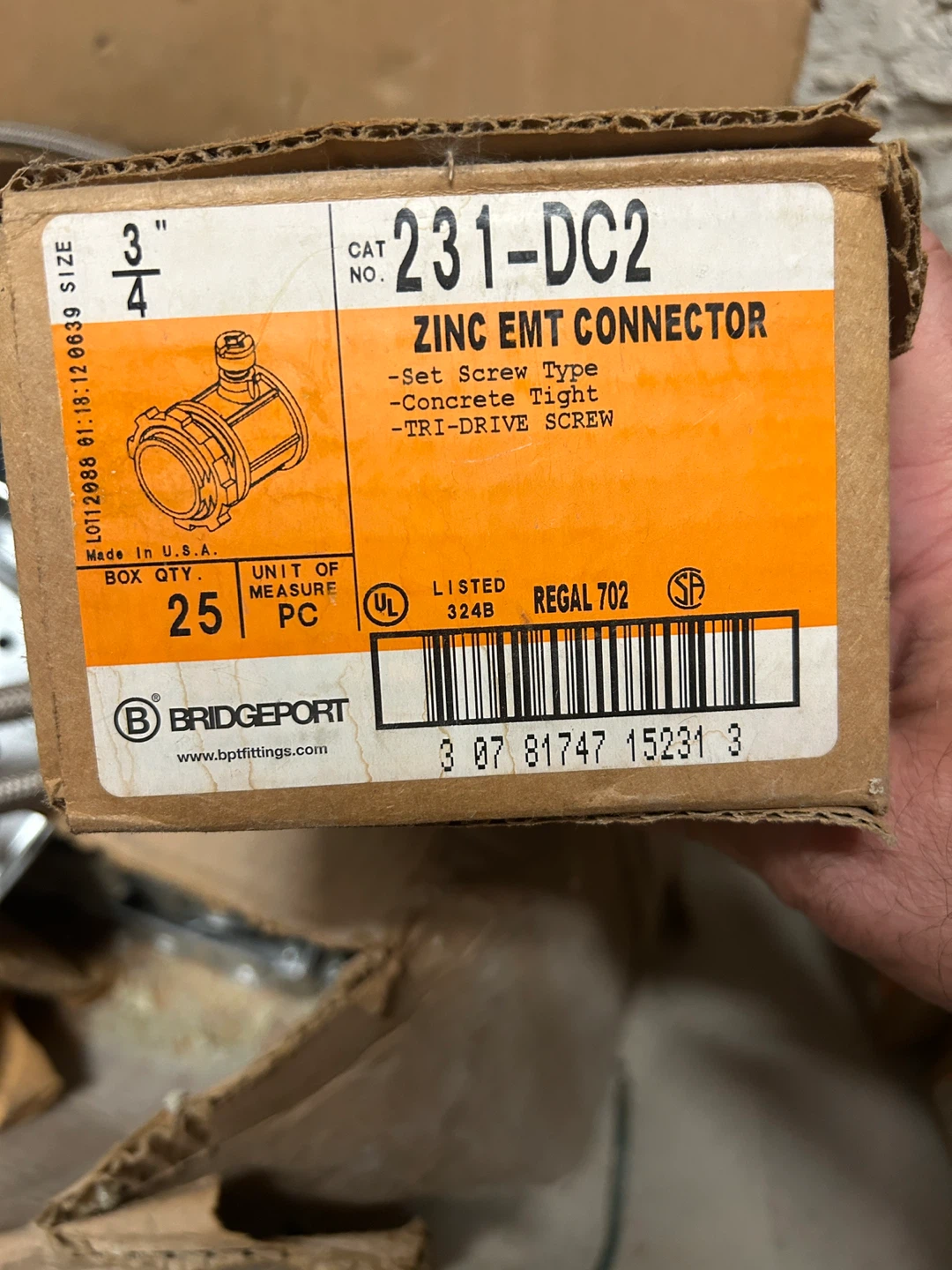 New 3/4" Zinc EMT Connector - 40 pieces - photo 2