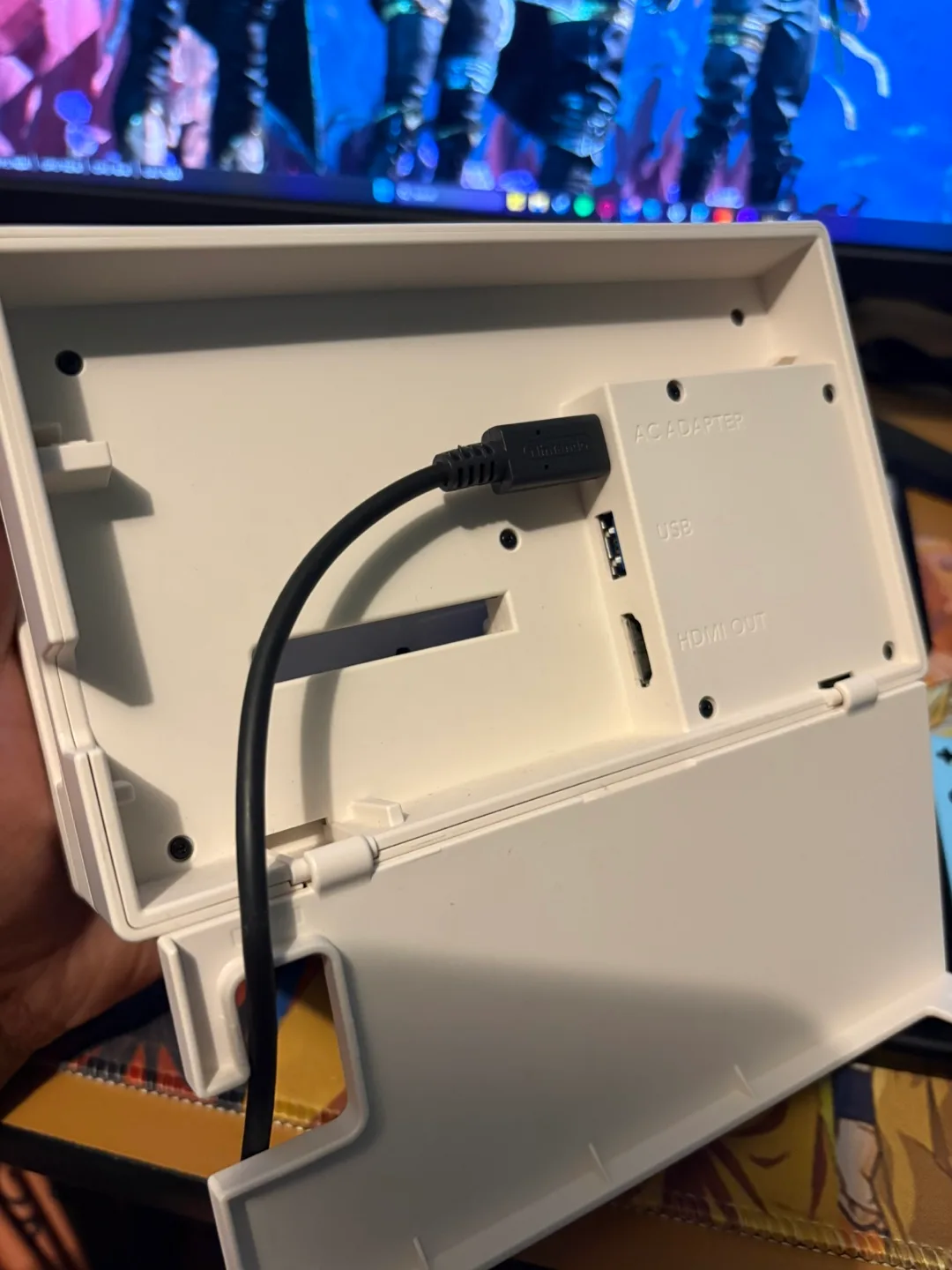 Animal Crossing Nintendo Switch 32GB (With Travel Bag) image indicator(4)