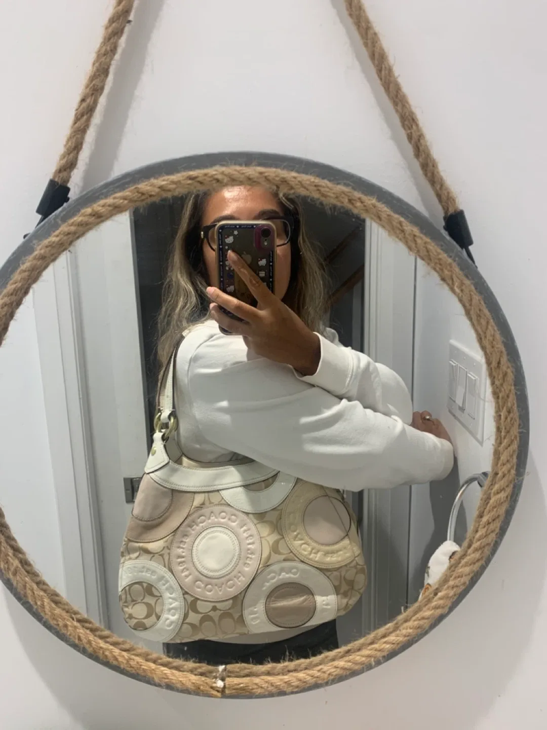 💛 Preloved Coach Patchwork Shoulder Bag  💛 image indicator(2)