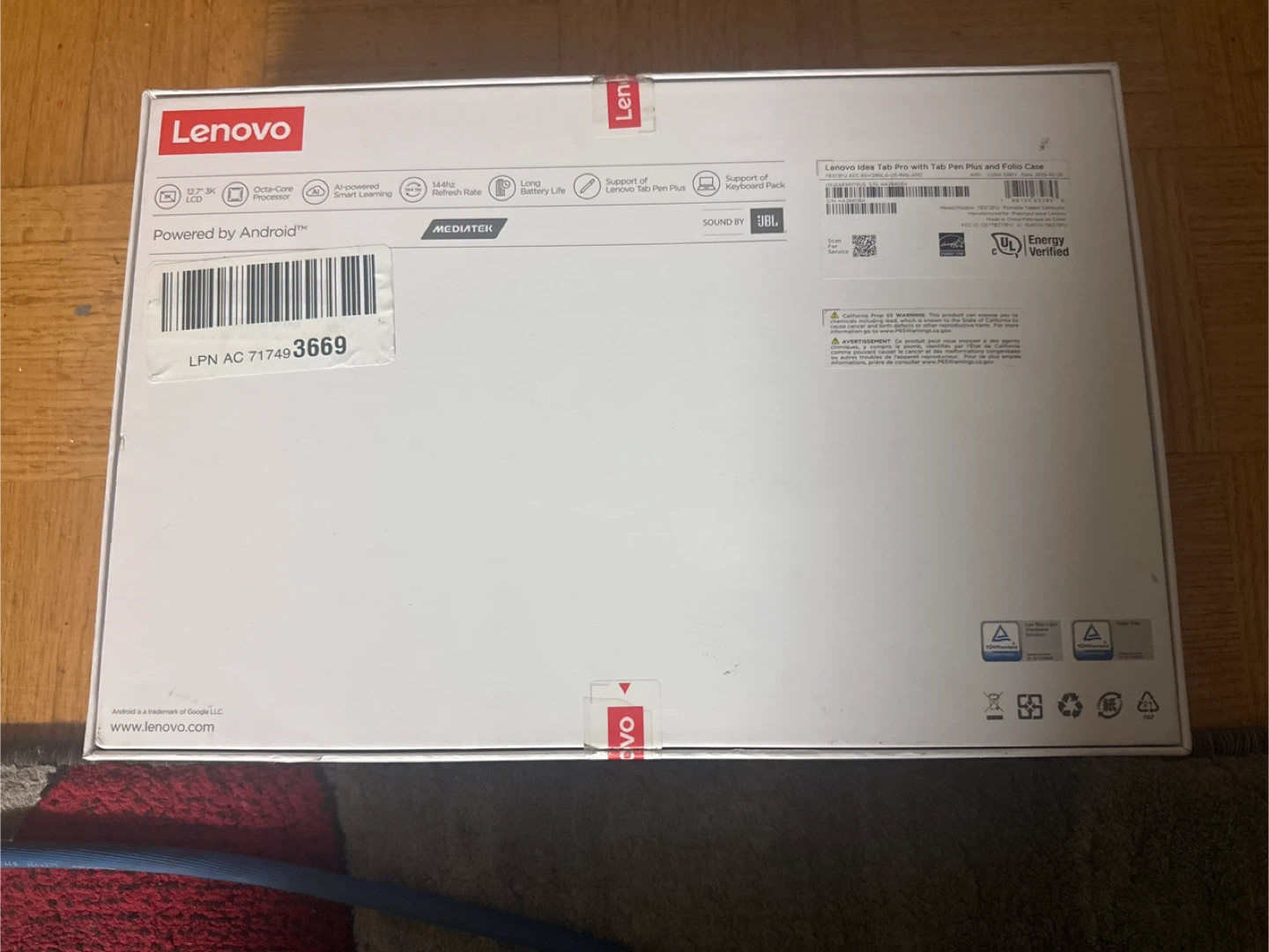 Lenovo Idea Tab Pro with Tab Pen Plus and Folio Case - photo 2