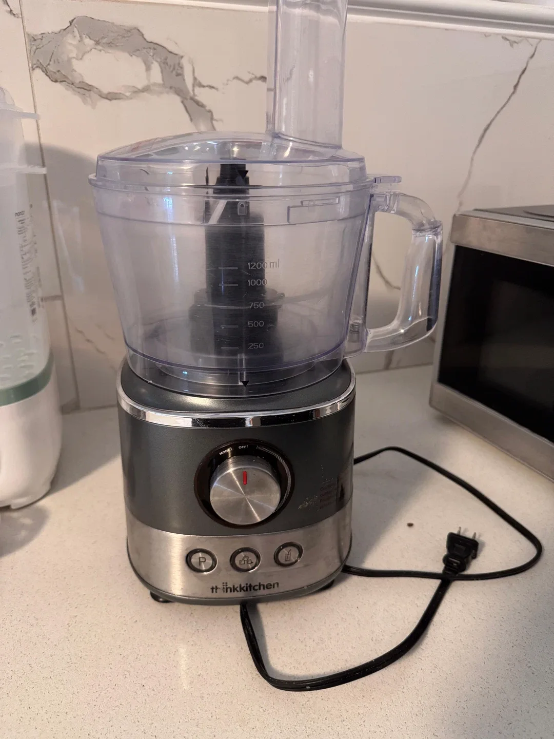 think kitchen Food Processor with all accessories image indicator(2)