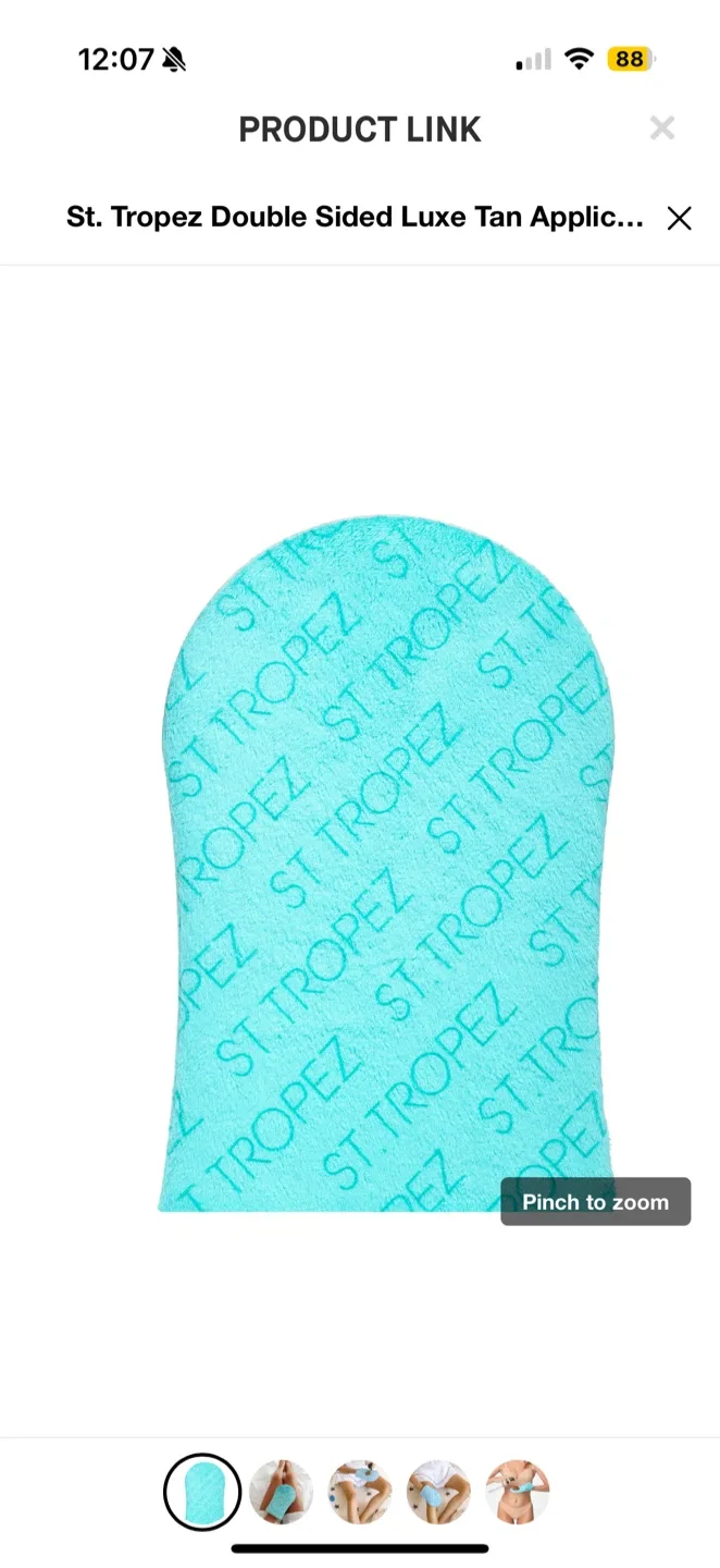 St. Tropez Double Sided Luxe Tan Applicator Mitt thumbnail