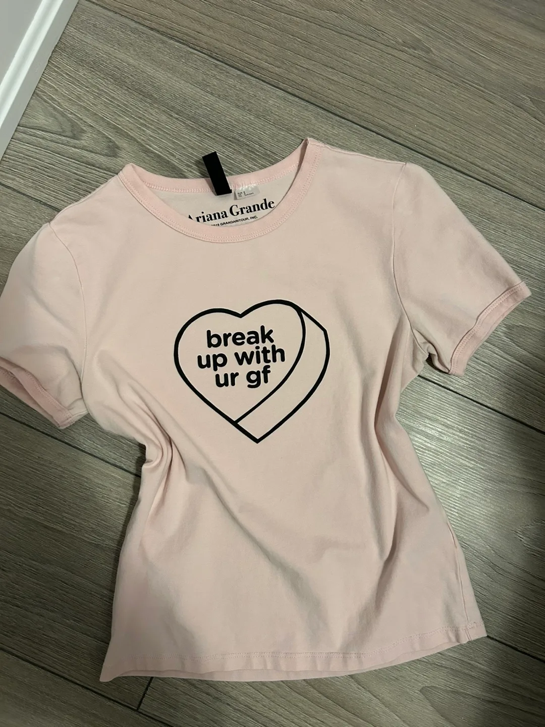 Ariana Grande 'Break Up With Your Gf' T-Shirt - Size EUR S