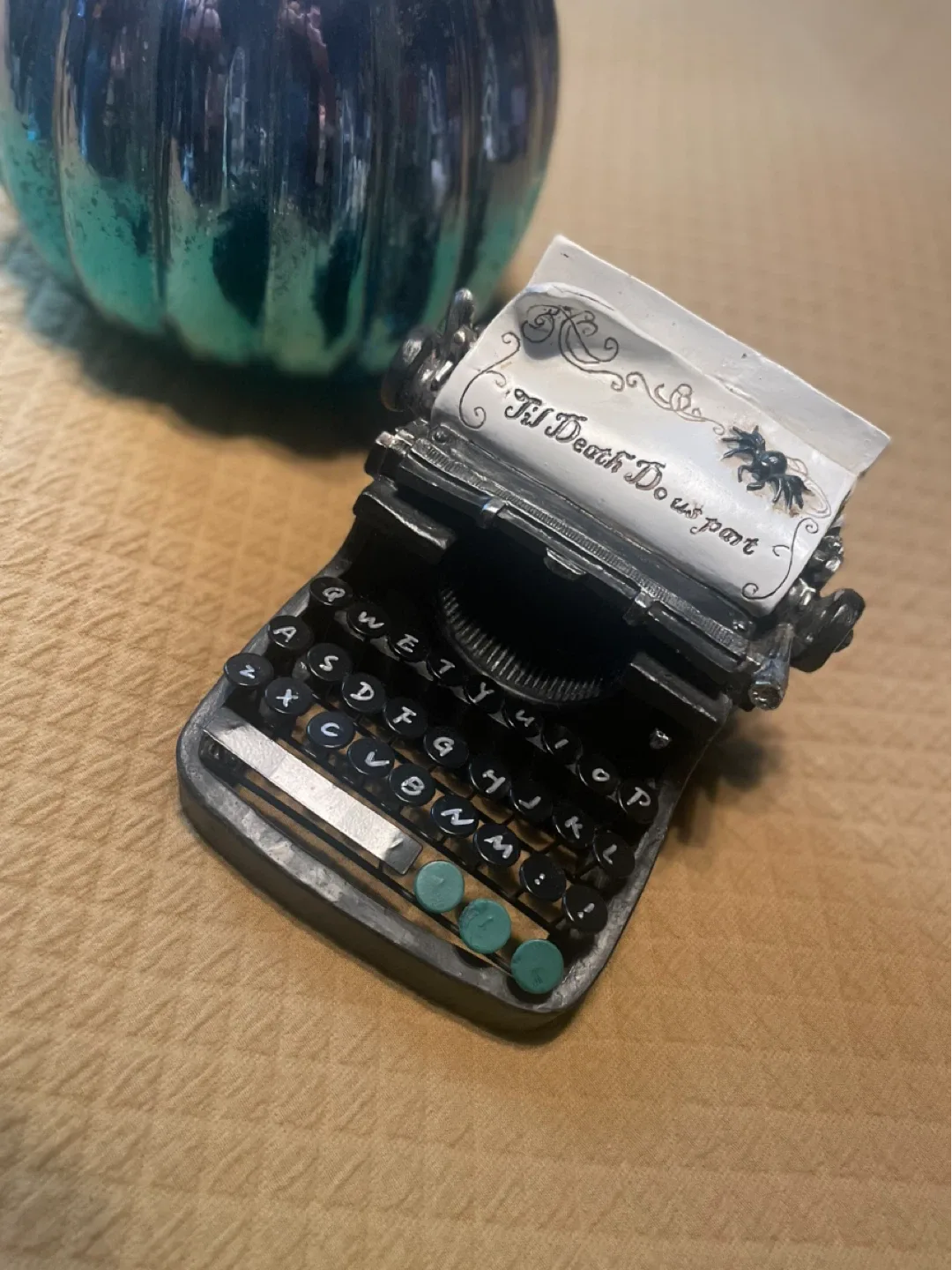 Halloween Decor Lot image indicator(3)